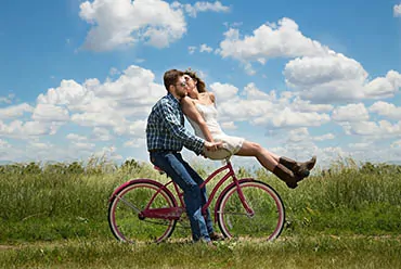 Charla Gratuita: ¿Cómo Mejorar la Relación de Pareja?